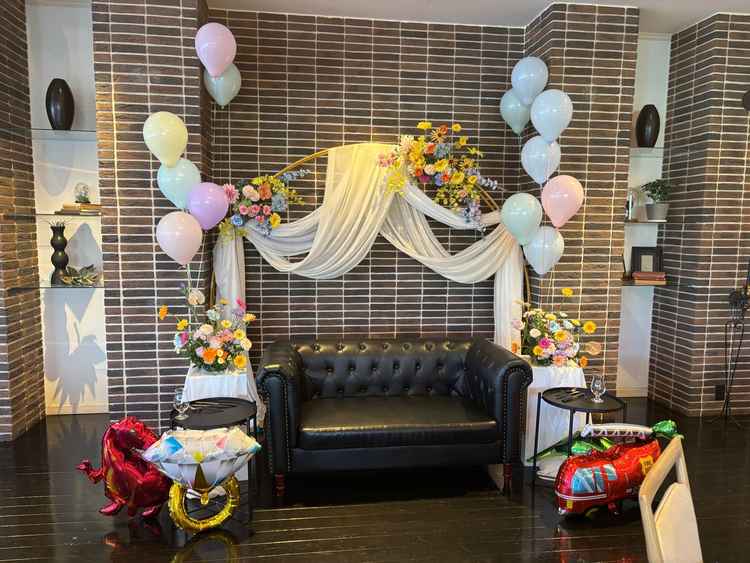 もう一つの披露宴会場。コンセプトに合わせた飾り付けになっていました。