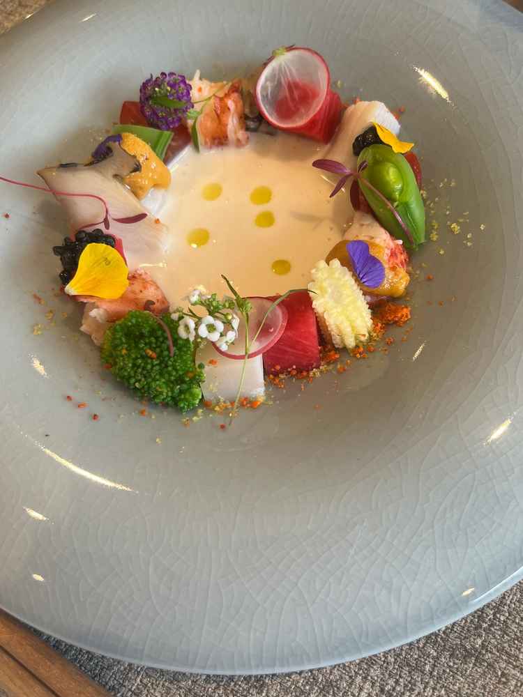 前菜がカラフルで可愛いのに美味しかったです。