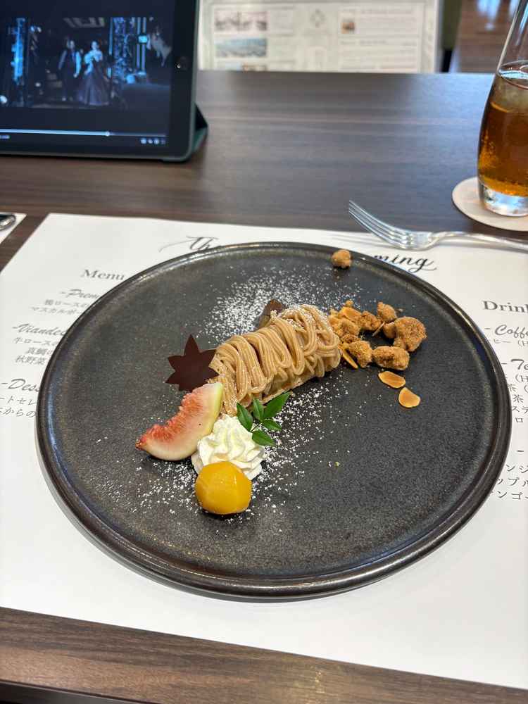 デザート試食。こちらは最上位ランク？っぽい。