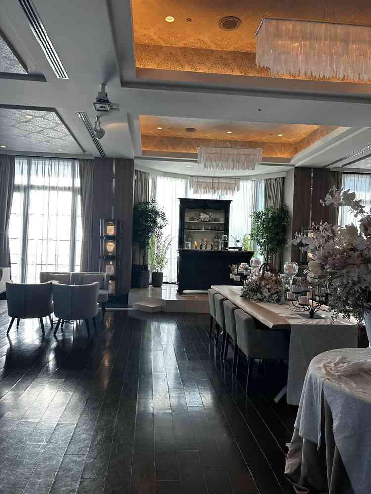 友人たちの控え室も広々としてて、それぞれ自由に過ごしていただけそうだった