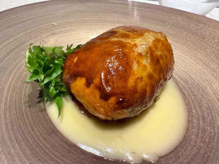 お魚のお料理。ソースが特に美味しかったです