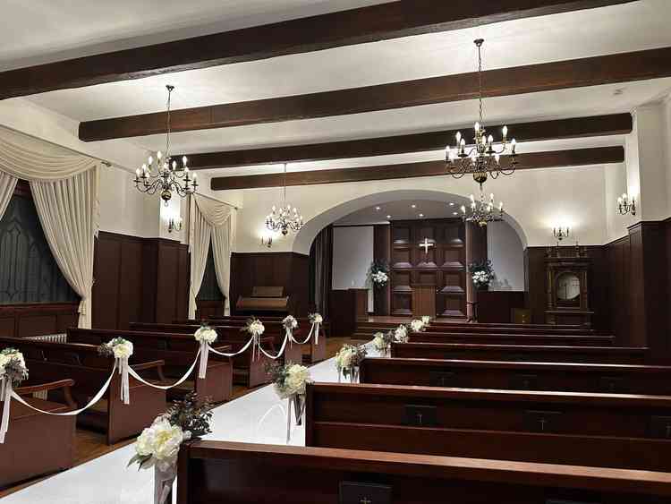 ホテル内にあるチャペル。オルゴールが置いてありとても良い雰囲気でした。