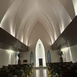 チャペル内部。