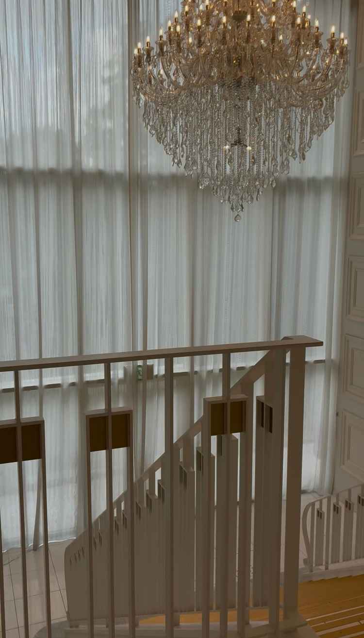 フラワーシャワーができる