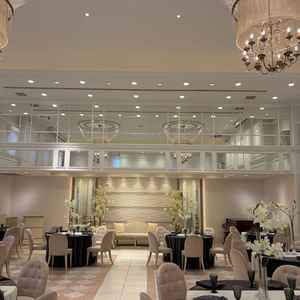 明るくて素敵な披露宴会場でした。