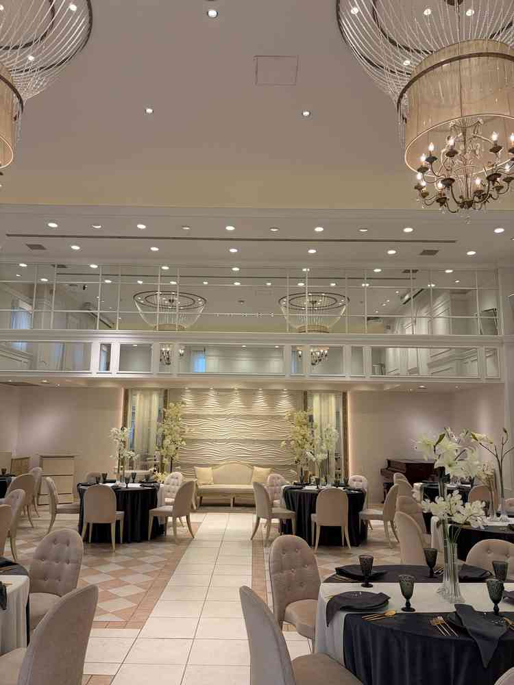 明るくて素敵な披露宴会場でした。