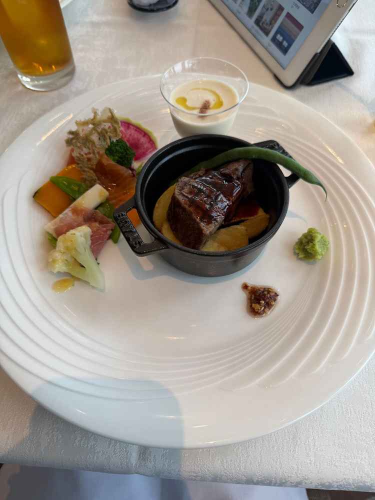 試食させてもらった料理。最高に美味しい。