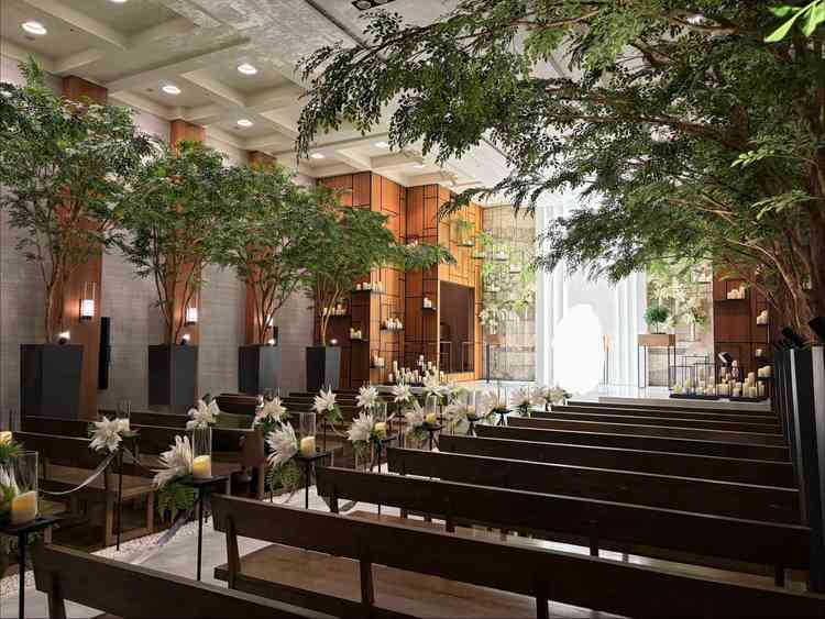 チャペル（内観）　斜めから