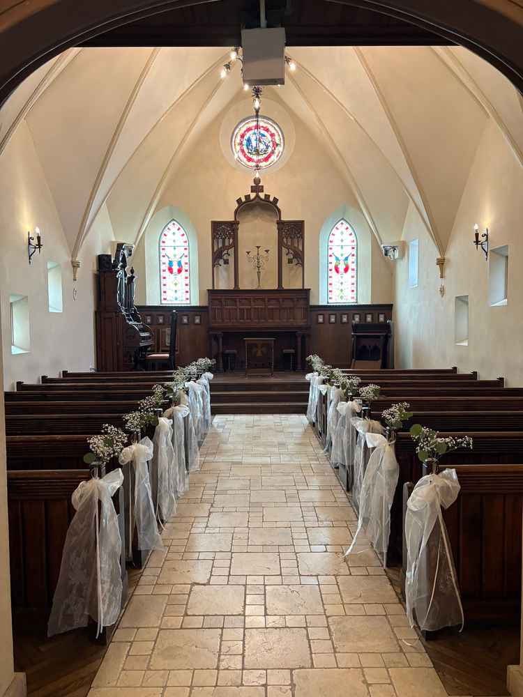 チャペルは格式を感じる感じだった。