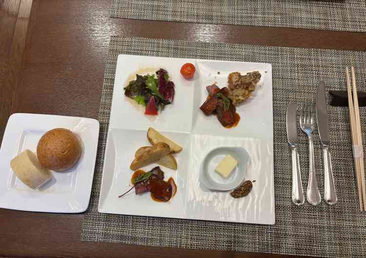 料理が美味しい、フリードリンクが豊富で、お値段もリーズナブルでよかった！