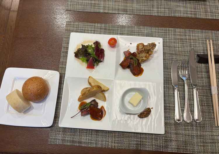 料理が美味しい、フリードリンクが豊富で、お値段もリーズナブルでよかった！