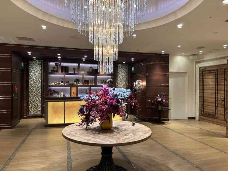 披露宴会場前のエントランスは、非常に広くゲスト専用のお手洗いがあったのがよかったです。