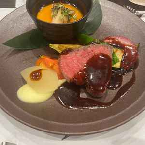 お腹と茶碗蒸しです。どちらも美味しかったです。