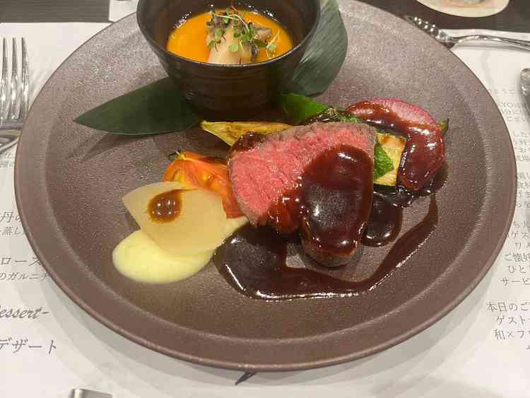 お腹と茶碗蒸しです。どちらも美味しかったです。