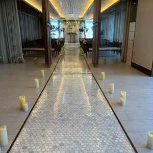 チャペル入る前のマザーズロードが他にはなくて良かった。