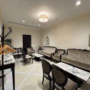 両家別の待合室かわ広々としていて他の会場にはなかなかない寛ぎ感が期待できました