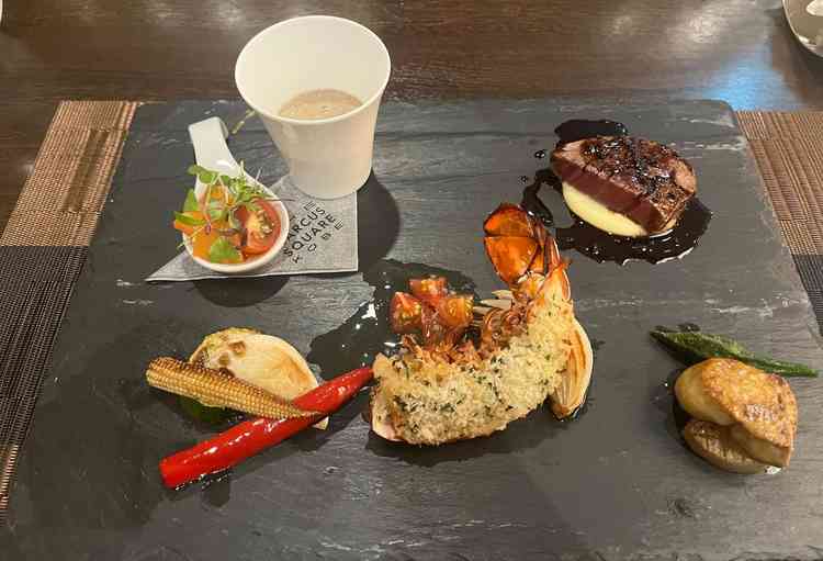 試食