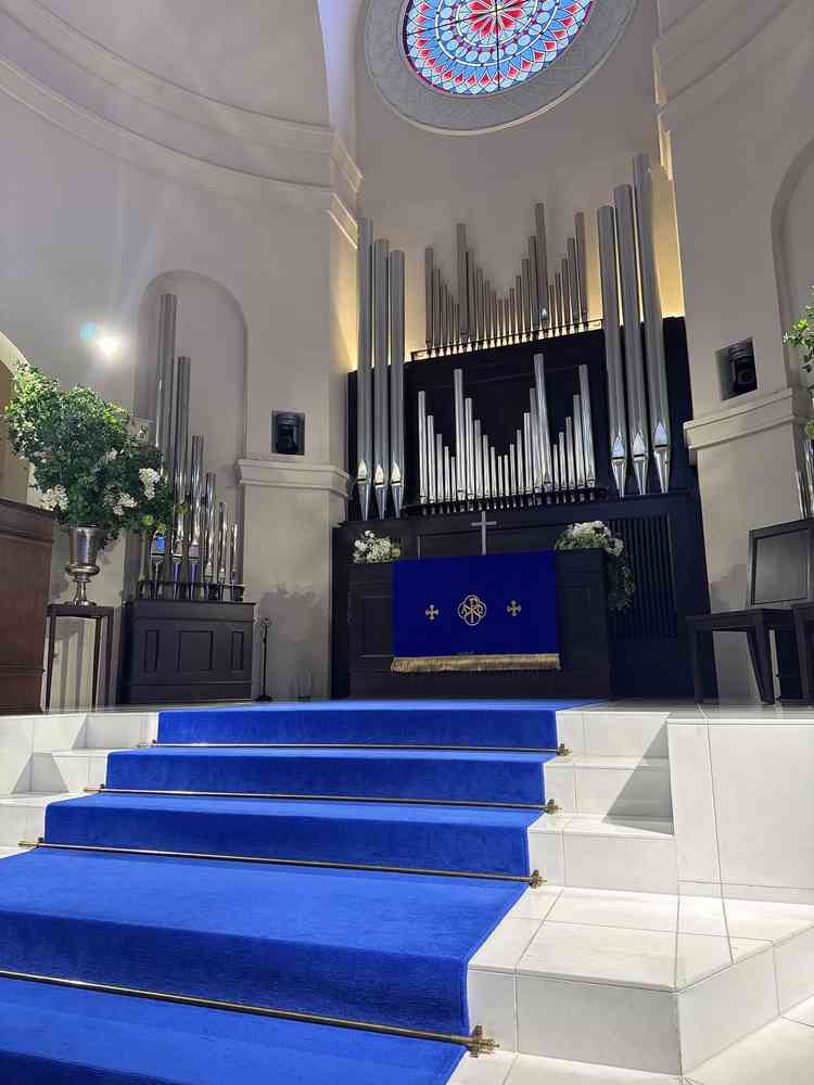 印象通り綺麗なチャペル。