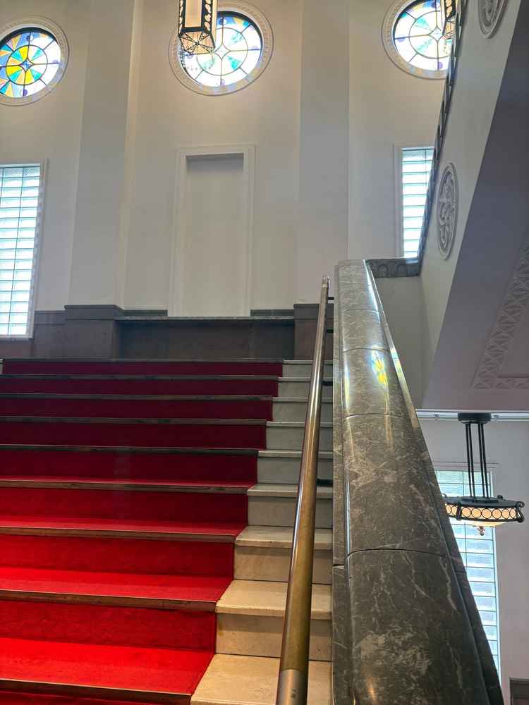 国の重要文化財ということもあり、どこで写真を撮っても素敵な写真を撮ることができそうです。