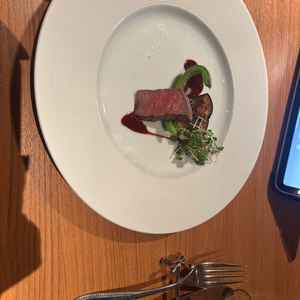 メインのお肉は柔らかくて鹿児島産ということもありとても美味しい