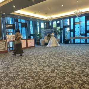 ウェルカムパーティースペースの会場です。とても広く、ゆったりとしたスペースでした。