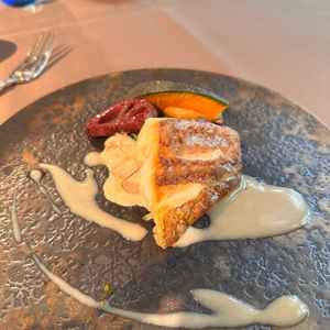 魚料理の焼き加減味付けも素晴らしく、3つ式場を回りましたが、一番美味しかったです。