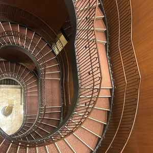 ファーストミートを行う螺旋階段です。