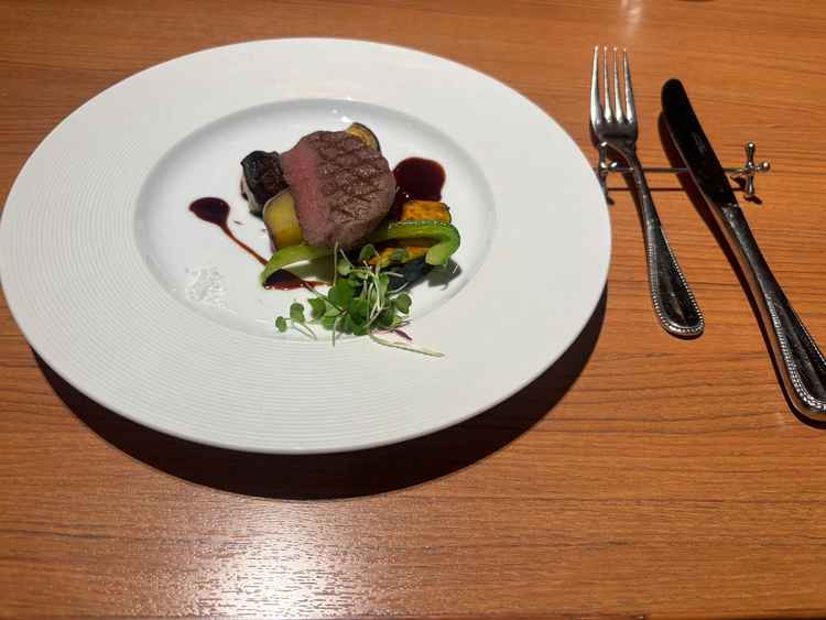 お肉は勿論、お野菜も美味しかったです。お料理を重視しているので魅力的でした。