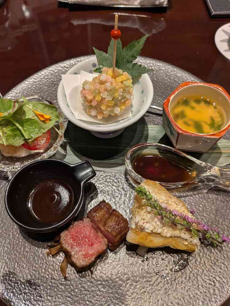 料理はどれも美味しくて口コミに書いてあった通りでした