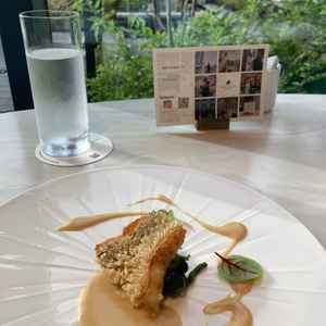 試食した料理。ここで結婚式をするのであれば魚のメインはこれにしたい。