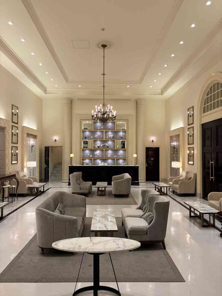 受付とロビーです。広々していて、1箇所に集まっているので移動が少なくていいです。