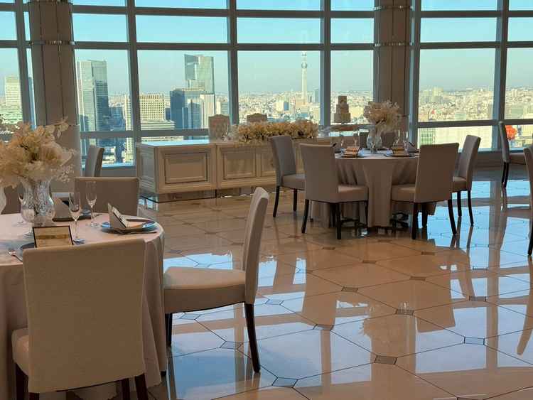 披露宴会場（後方からみた）