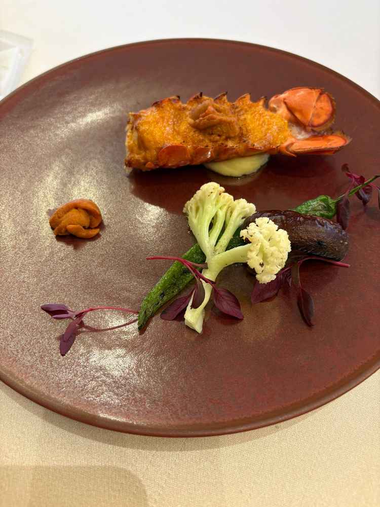 試食でいただいたオマール海老のウニ味噌ソース