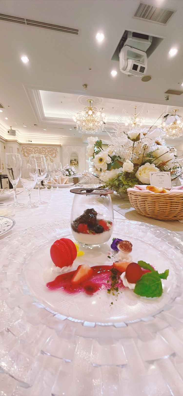披露宴会場とデザート