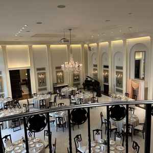 二つ目の披露宴会場(席札があったため上から)