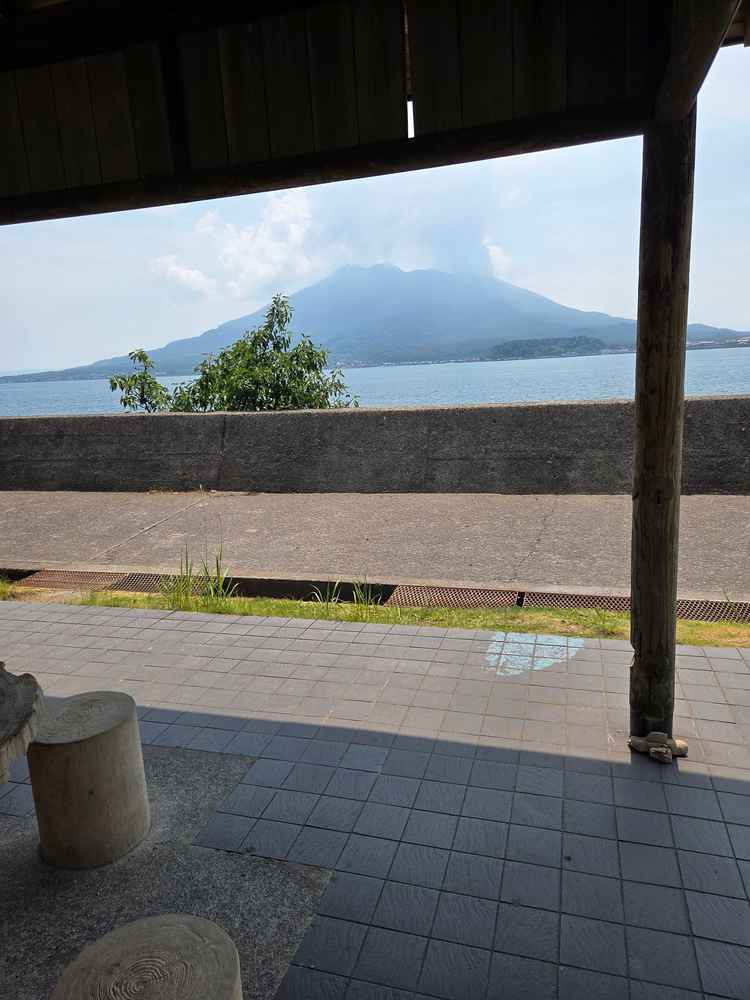 桜島が見えるのは鹿児島出身の人は喜ぶと思います。