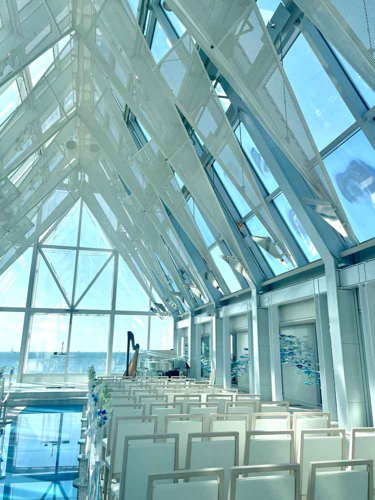 クリスタルチャペル