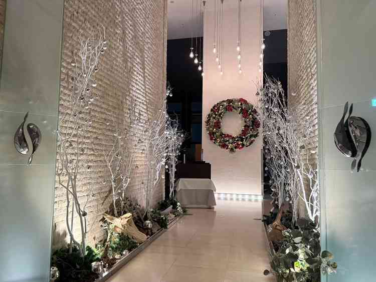 季節感を取り入れた玄関装飾