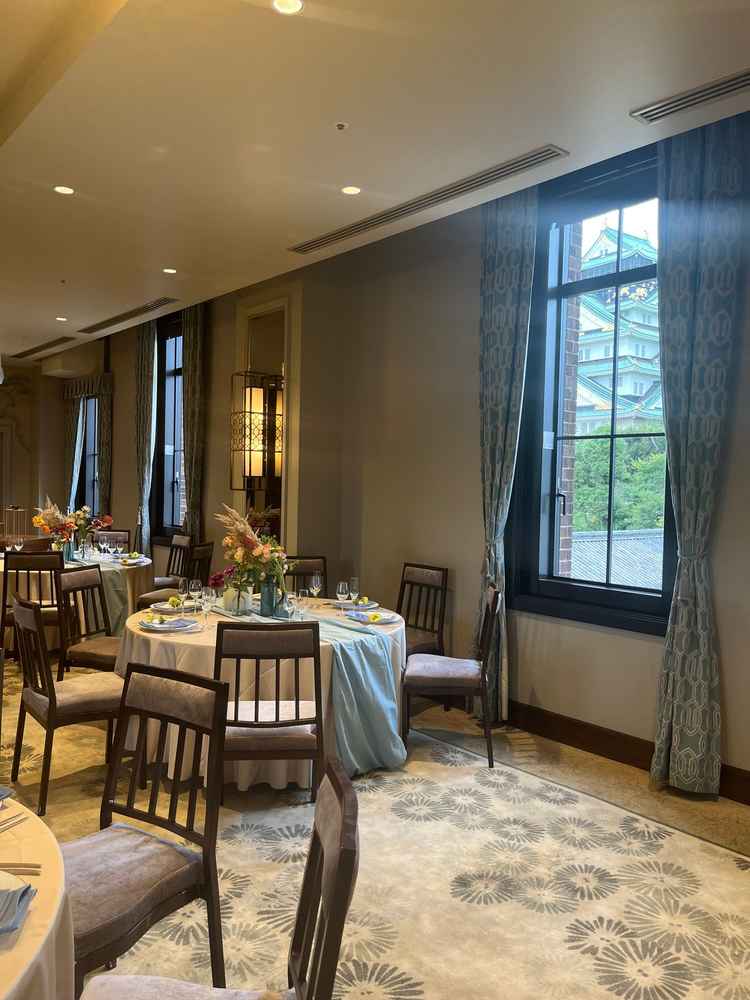 披露宴会場(コースト)からも大阪城が見えました。合間の時間にゲストが景色を楽しめると思います。