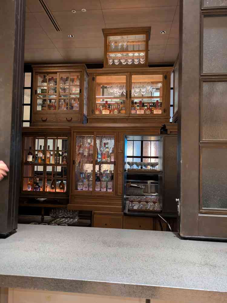 バーカウンター