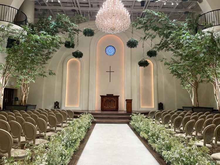 チャペル。天井が高く開放感がありました。