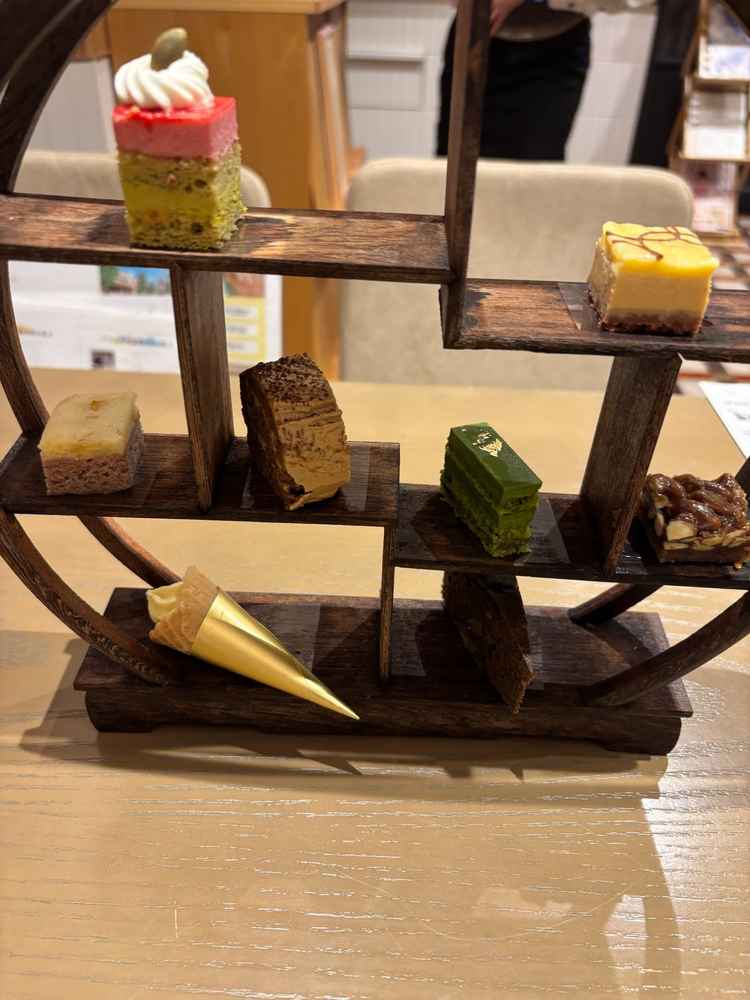 デザートバイキングの一例を出してもらいました