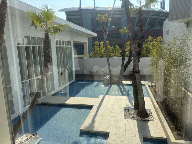 披露宴会場のとこです♪プールの床が青で雨の日も綺麗みたいです♪