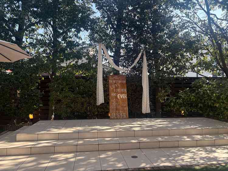 ガーデン。緑に囲まれていて優しい雰囲気です。