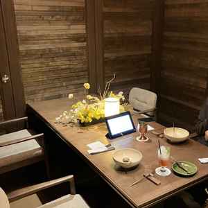 親族の控室となるであろうスペースで食事を頂きました。式場っぽくないが故に落ち着いて過ごせました。