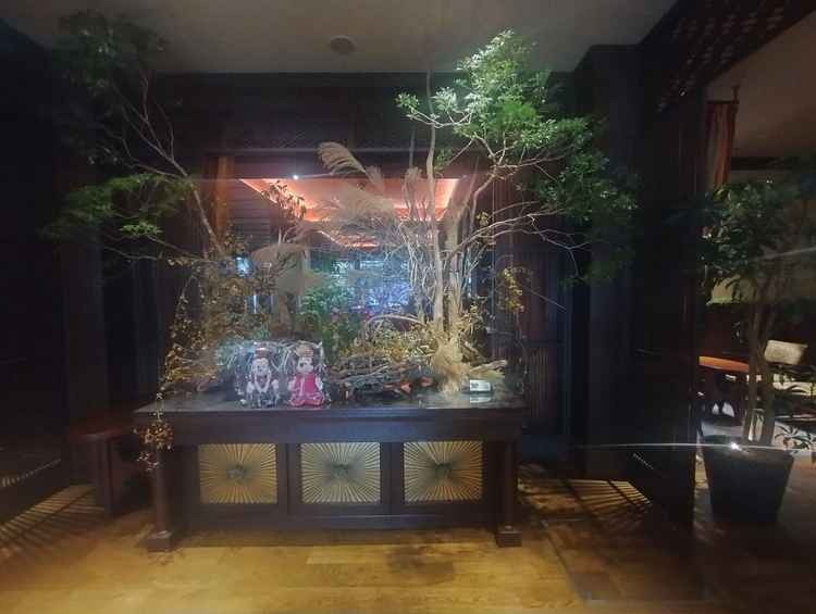 ウェルカムスペース。枝物が多く、会場が用意してくれるラインナップとしては珍しいと感じた。