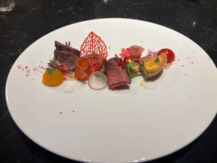 前菜の試食ですが、見た目もかわいくよかったです