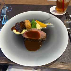 試食。火の加減も調整してあり非常においしかったです。