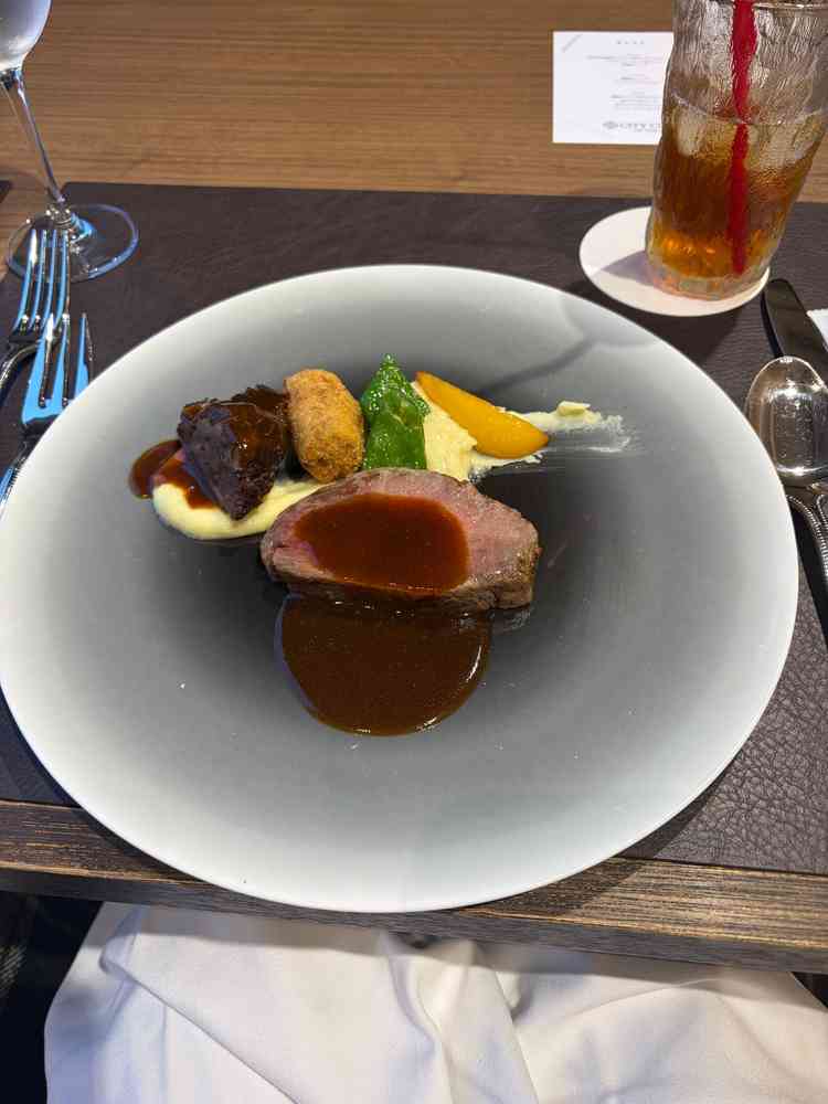 試食。火の加減も調整してあり非常においしかったです。