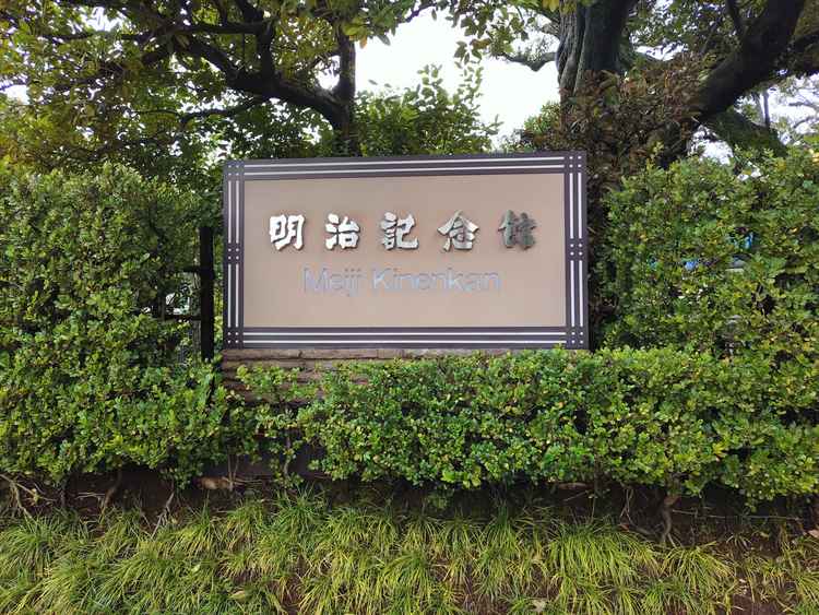 入口が駅からまっすぐの道なので、迷いにくい